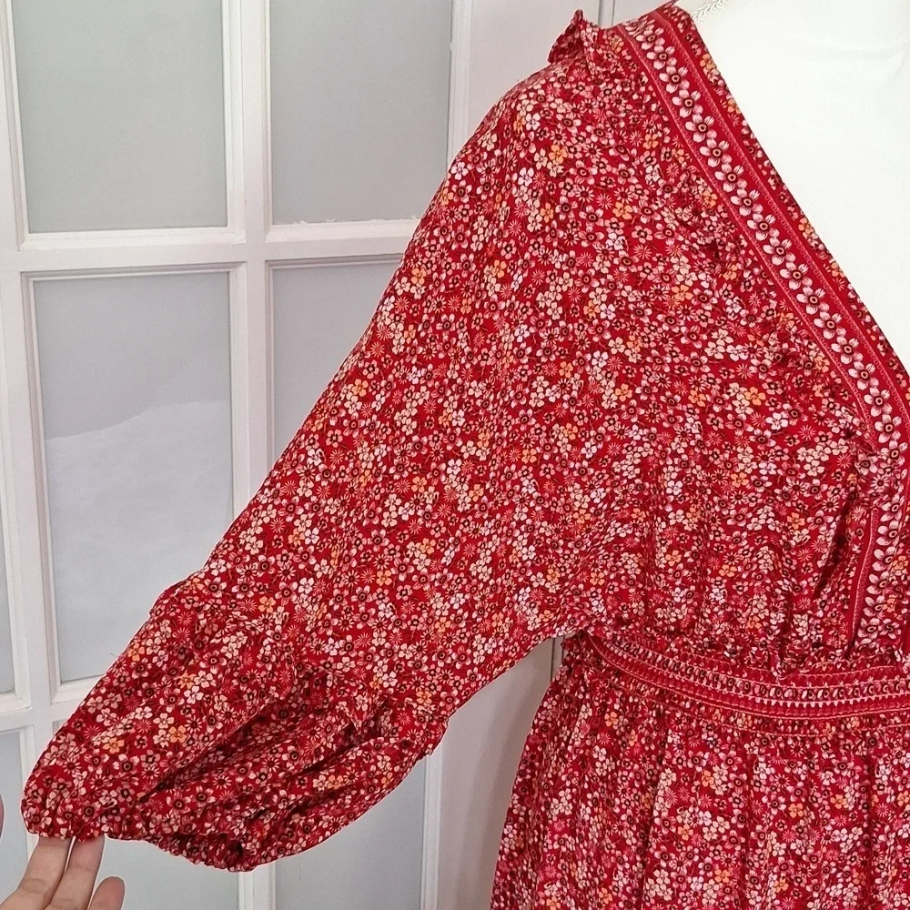 Max Studio Floral V-neck Midi Dress with Balloon Sleeves - Picture 5 of 15